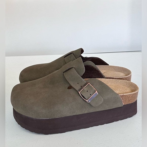 CUSHIONAIRE Loom Platform Clog Size 8.5W - Picture 4 of 12